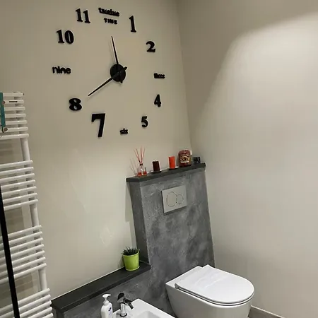 Al Borgonuovo Nocleg ze śniadaniem 4*